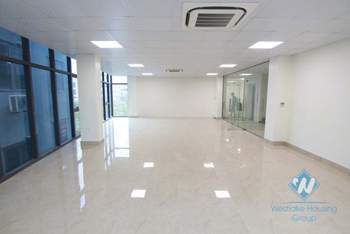 An office for rent in Vo Chi Cong street, Tay Ho district, Ha Noi